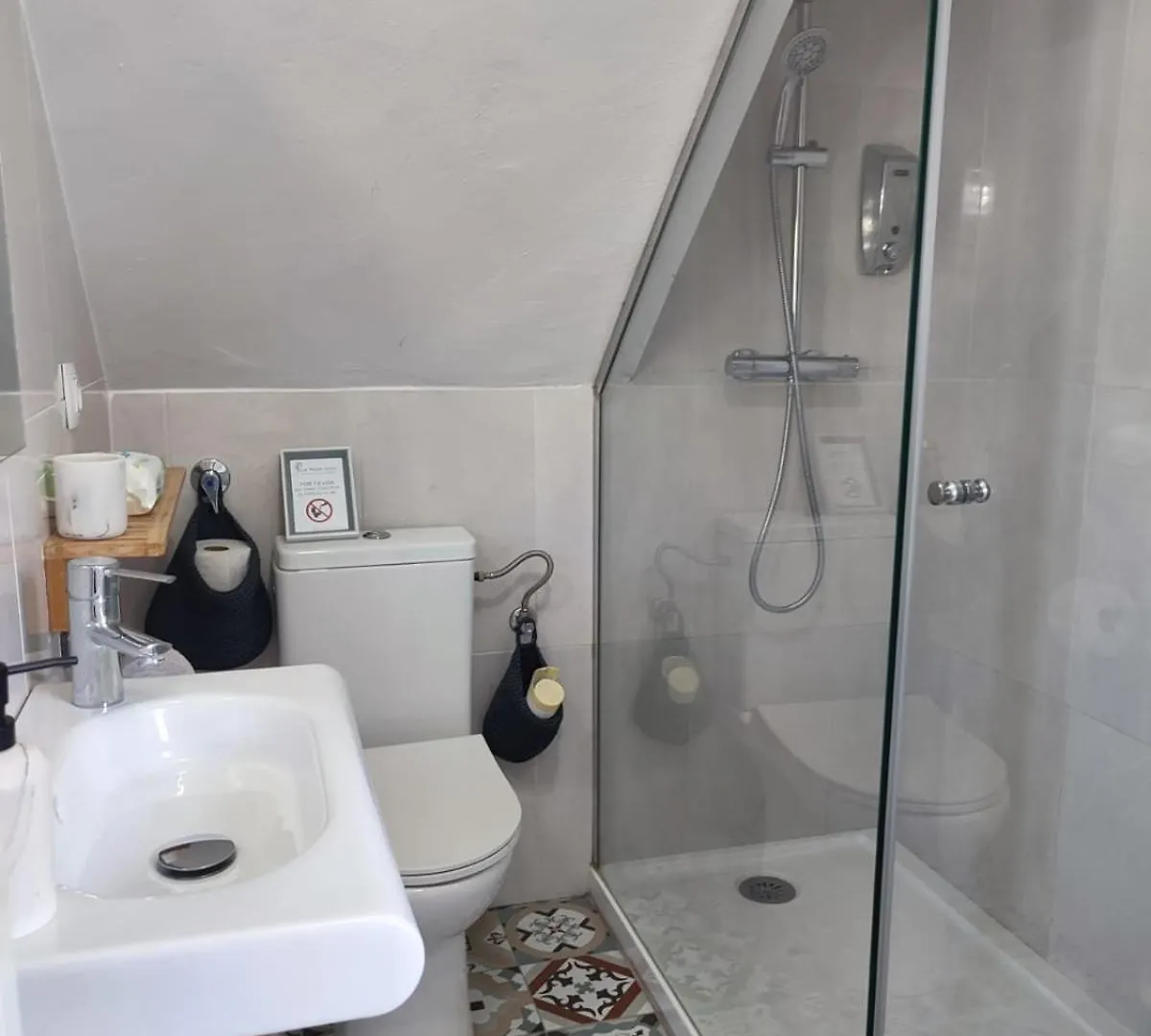 La Rosa Gris Apartment Setenil De Las Bodegas 0*,